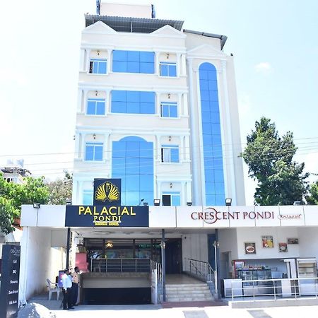 Hotel Palacial Pondi Пондичерри Экстерьер фото
