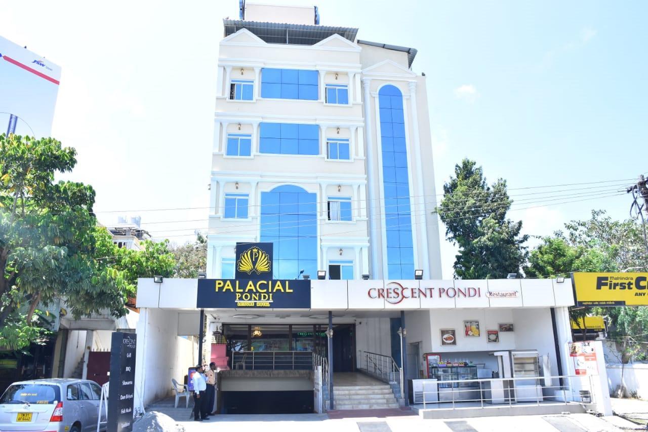 Hotel Palacial Pondi Пондичерри Экстерьер фото