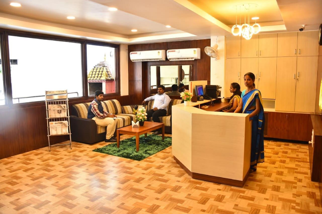 Hotel Palacial Pondi Пондичерри Экстерьер фото